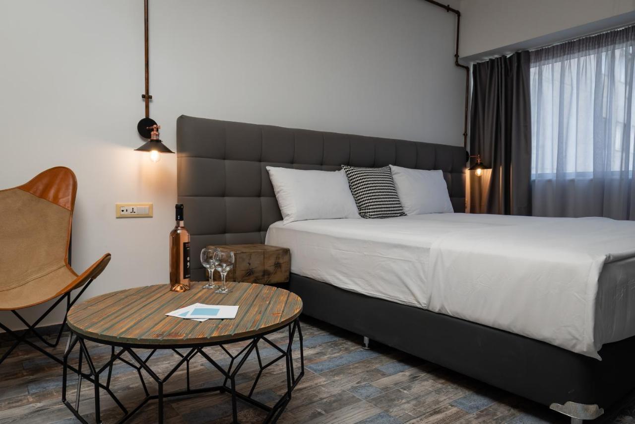 Amazing Apartments @ Aiolou Str. Атина Екстериор снимка