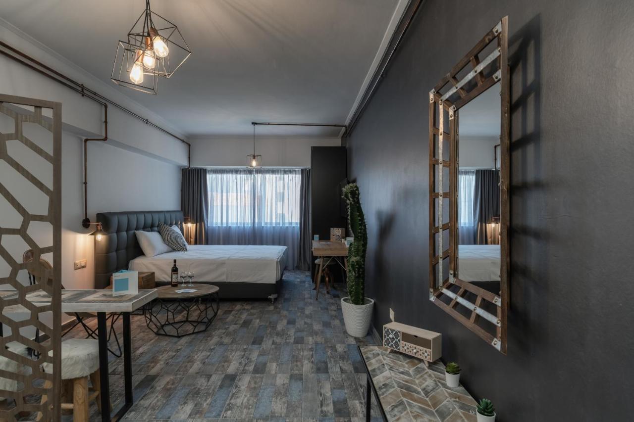 Amazing Apartments @ Aiolou Str. Атина Екстериор снимка
