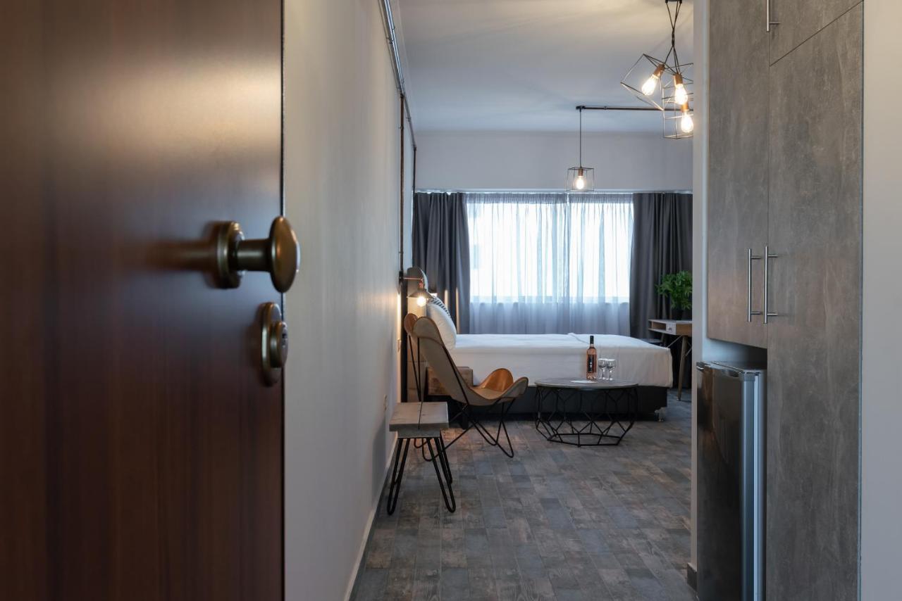 Amazing Apartments @ Aiolou Str. Атина Екстериор снимка