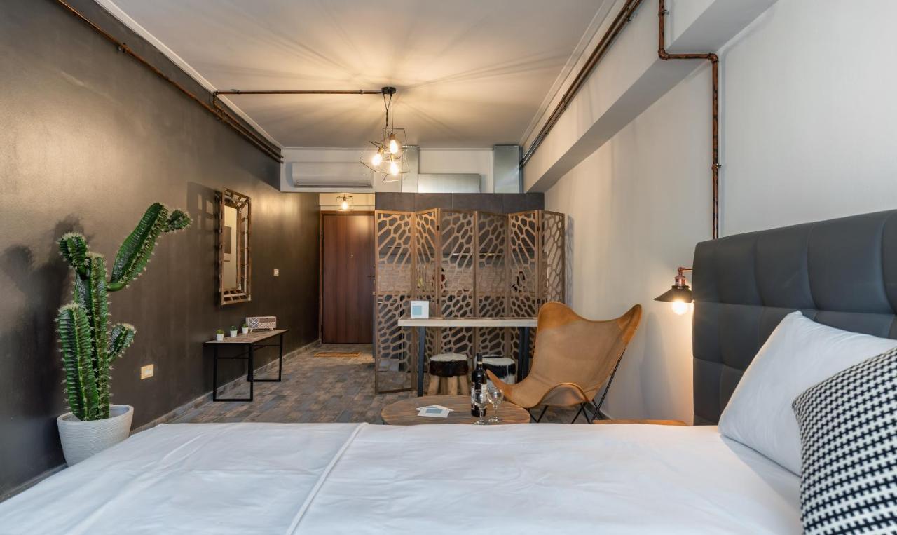 Amazing Apartments @ Aiolou Str. Атина Екстериор снимка